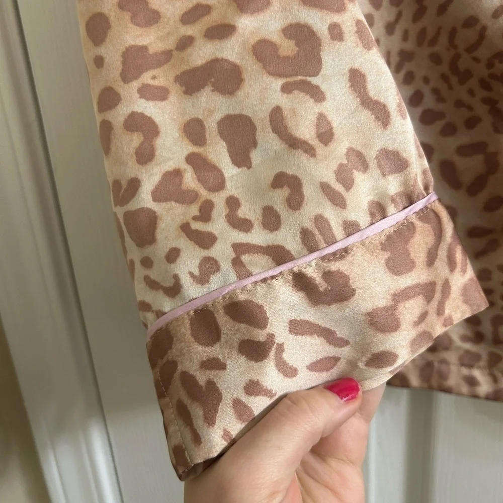 Victoria’s Secret Satin Leopard Print Sleep Shirt - Picture 6 of 8